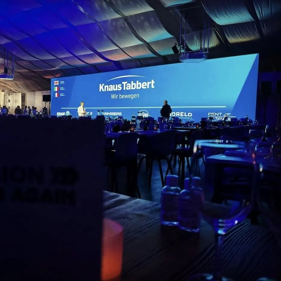 P0.9 P1.2 P1.5 P1.8 P2 P2.5 COB Fine Small Pitch Pixel LED Video Microled Wall Full Color Micro Indoor LED Display Screen Panel