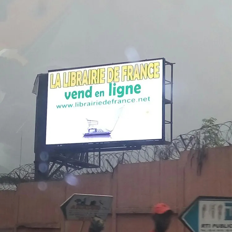 New Design Indoor Outdoor LED Perimeter Display Advertising Billboard Full Color Screen for Sports Stadium Broadcasting P5 P6 P6.25 P10 P12.5 P16 Price