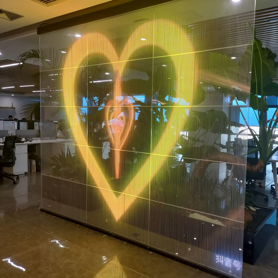 New Technology Products P3.91-7.81 Transparent Indoor Window Glass Transparent LED display Screen