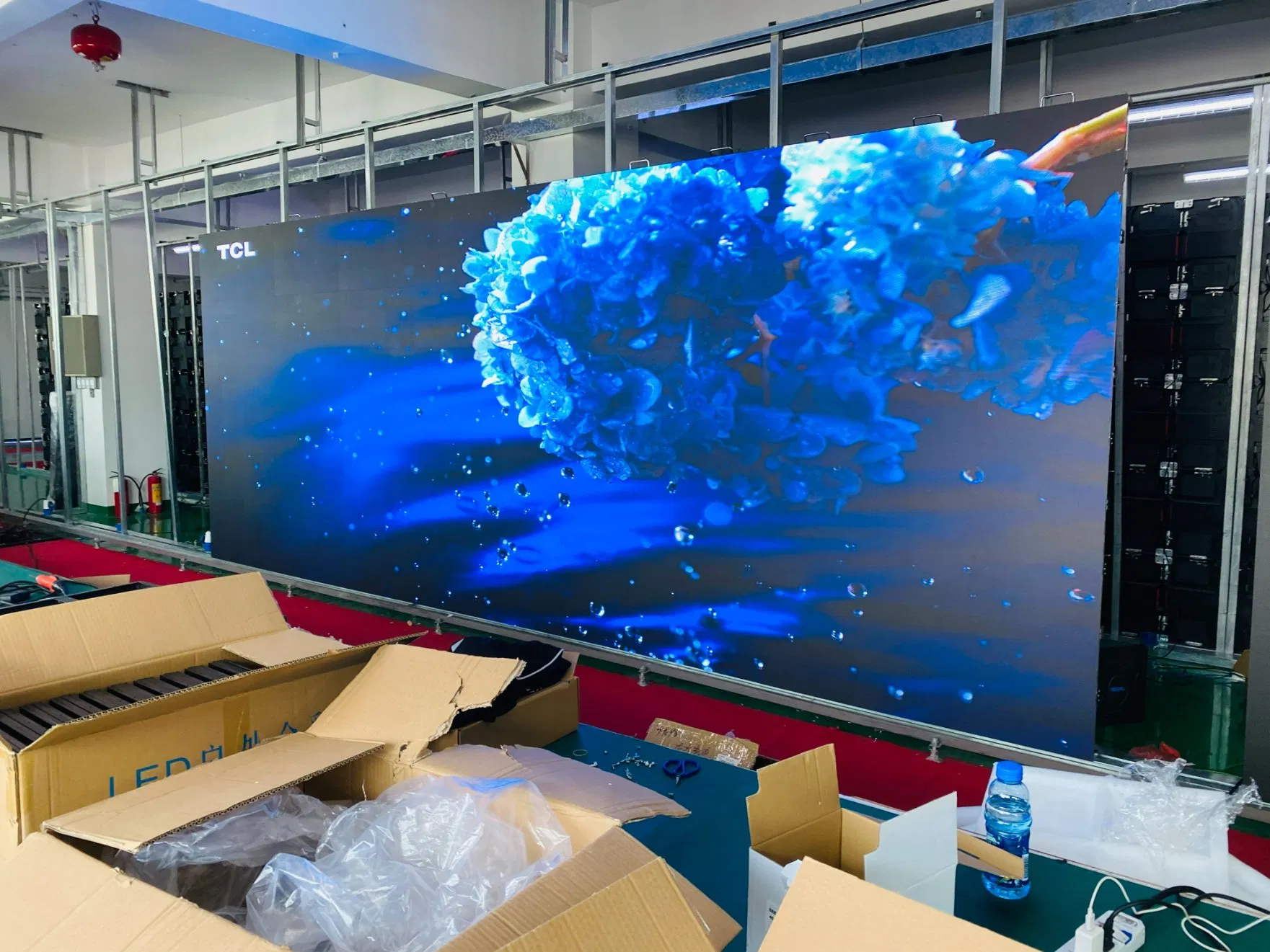 P1.2 Ultra Small Pixel Pitch Indoor Fixed Installation Video Wall Pantallas LED Display Screen