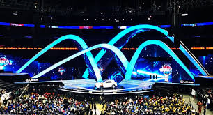 P4.81 Indoor and Outdoor Advertising Stage Spectrum Curtain Dance Floor Shape Screen Rental LED Display