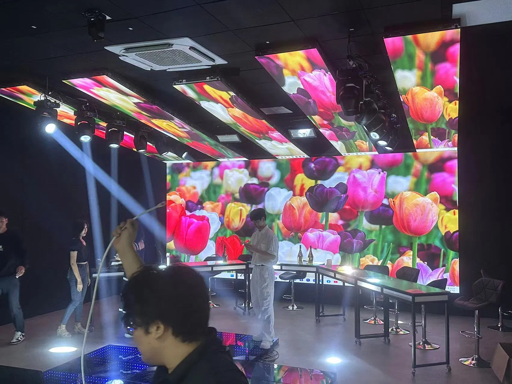 P3.91 500*500mm Outdoor Rental LED Display Panel Events Video Wall