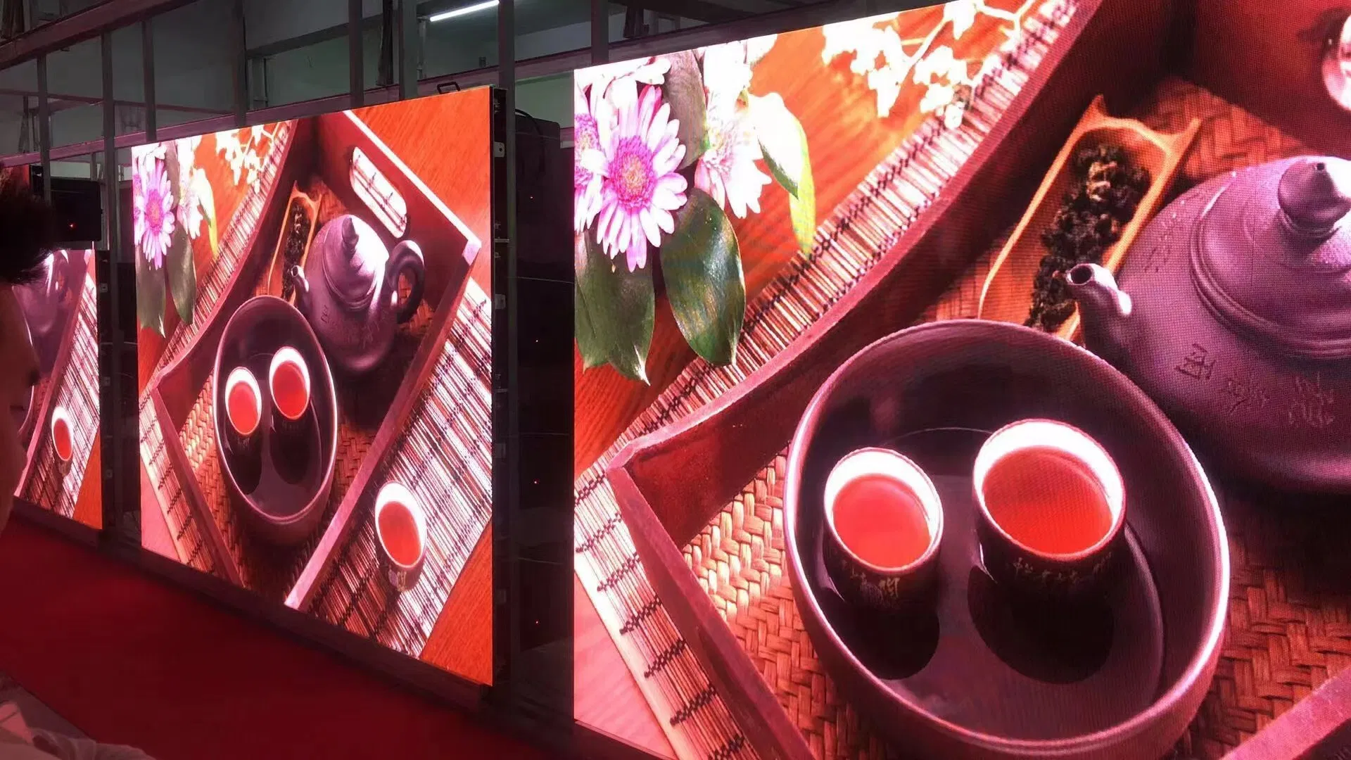 Factory Price P0.9 P1.2 P1.5 1.5mm Fine Pitch Gob COB Indoor Small Pitch Pixel LED Video Wall Screen Display