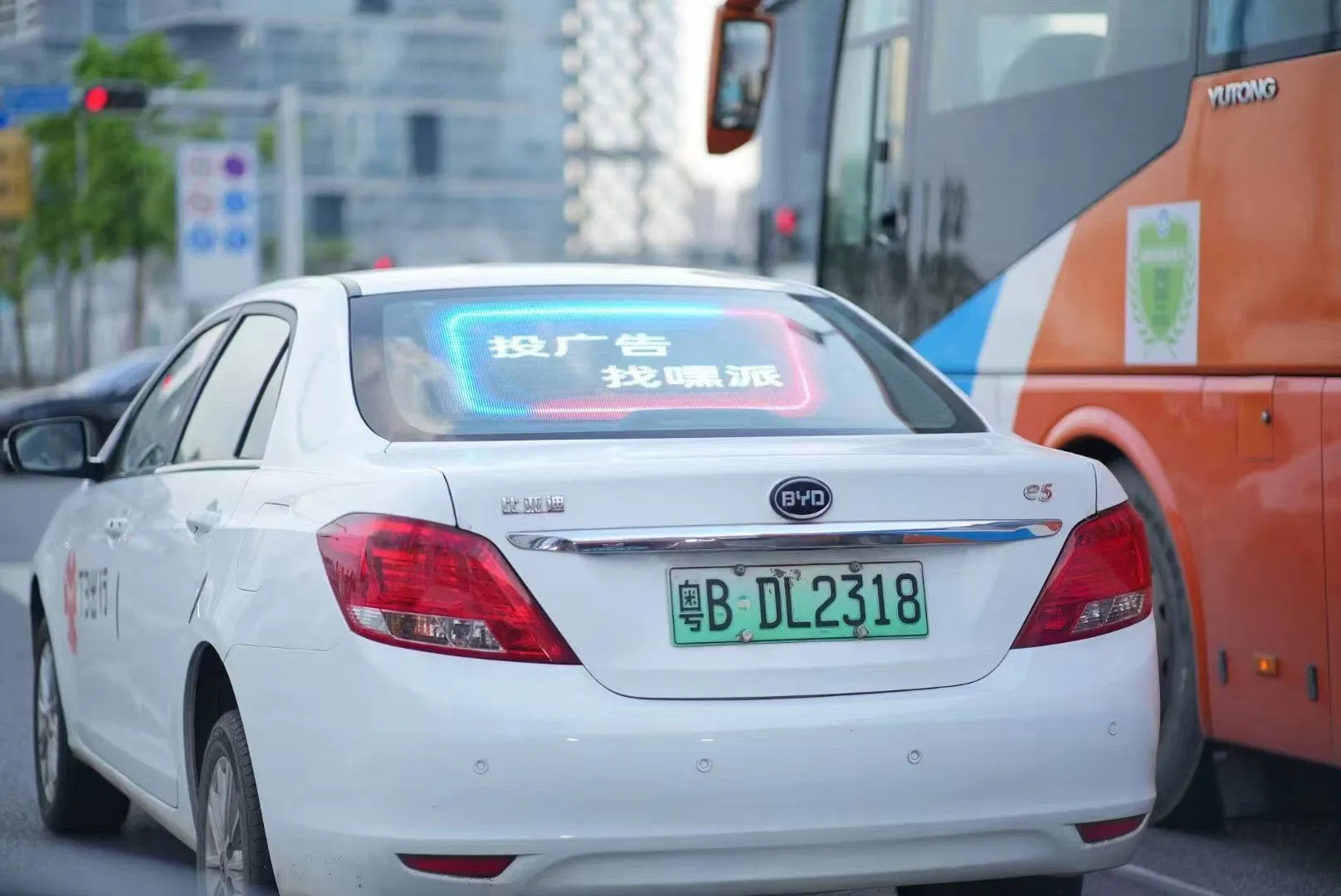 Flexible Transparent LED Car Screen Attached to Car Glass for Easy Installation