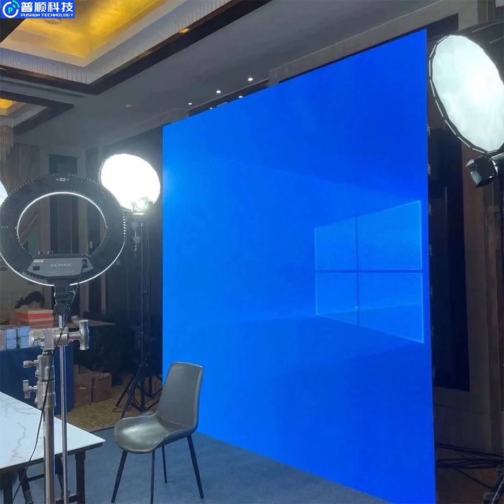 Pushunled 2.5mm 3.91mm 4.81mm Portable Rental LED Screen Display for Events