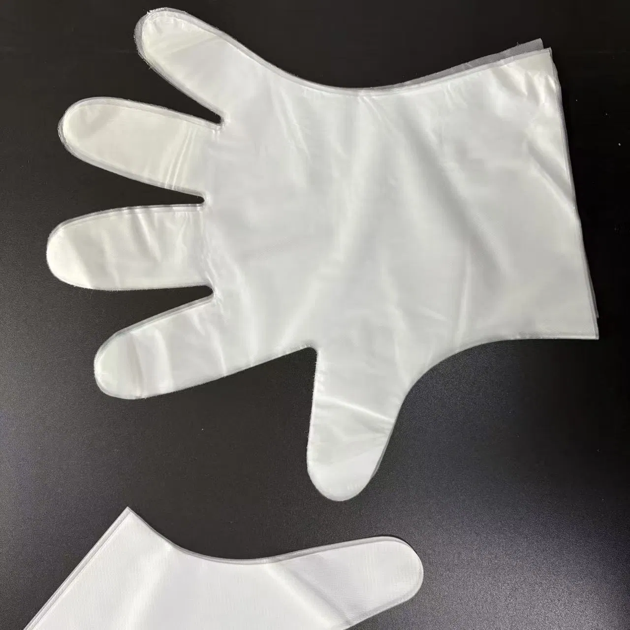 Textured Grip TPE Disposable Gloves for Industrial and Cleaning Tasks