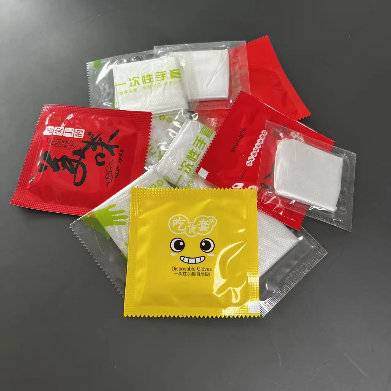 Ambidextrous Disposable PE Gloves for Coffee Shop and Barista Use