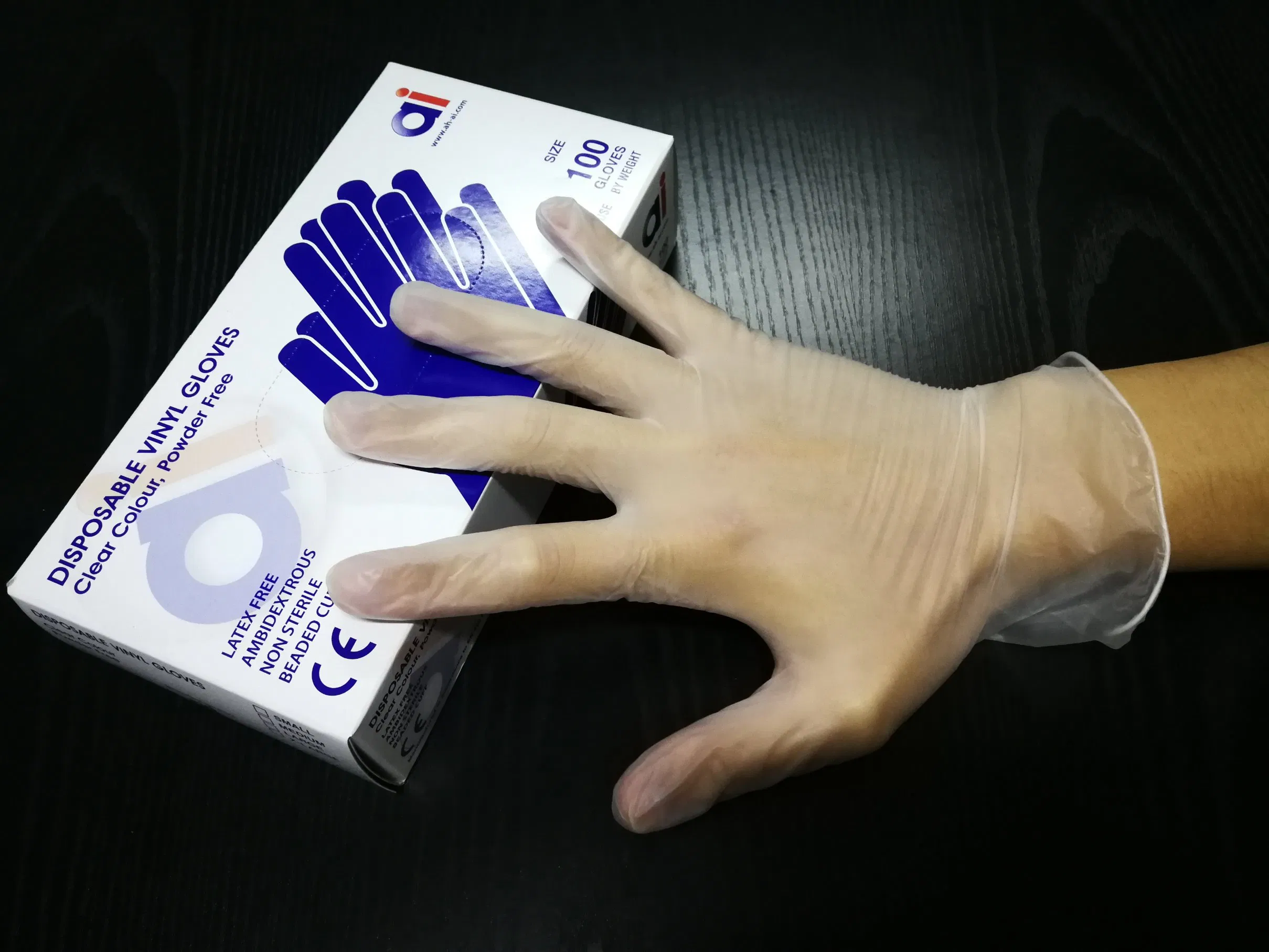 Powder Free and Powdered Disposable Nitrile/Latex/Vinyl Gloves with Good Price