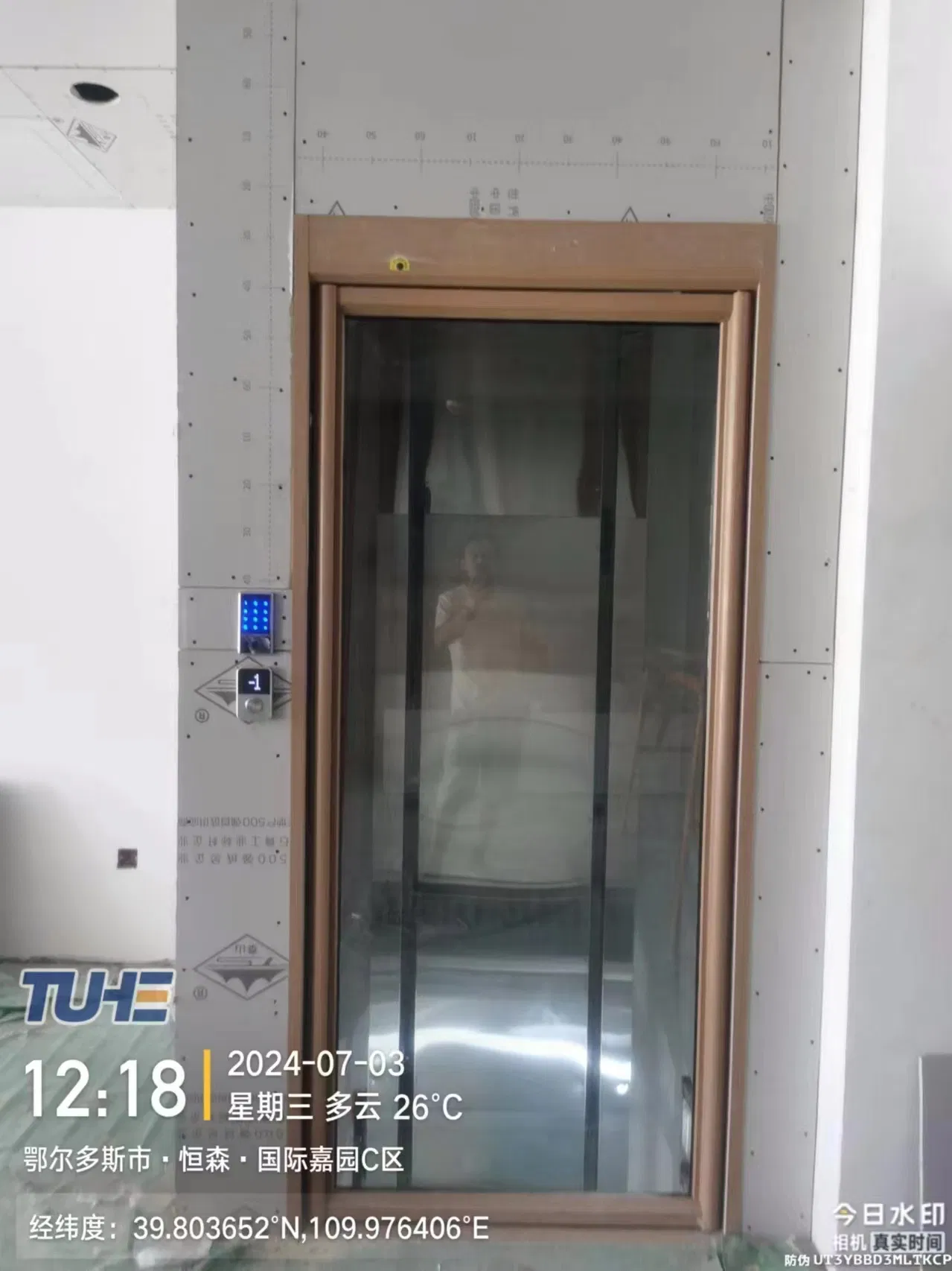 Tuhe Hot Sale 2-5 Floors Hydraulic /Traction Indoor/Outdoor Elevator Passenger/Home Villa Elevator Home Lift