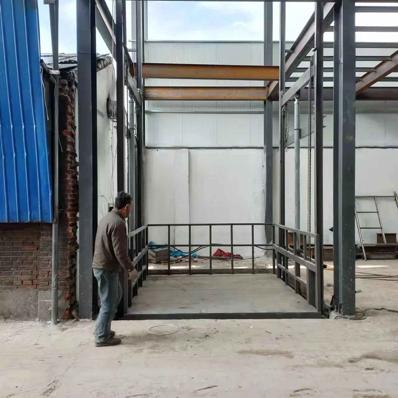 Explosion-Proof CE Certified Freight Elevator for Factory