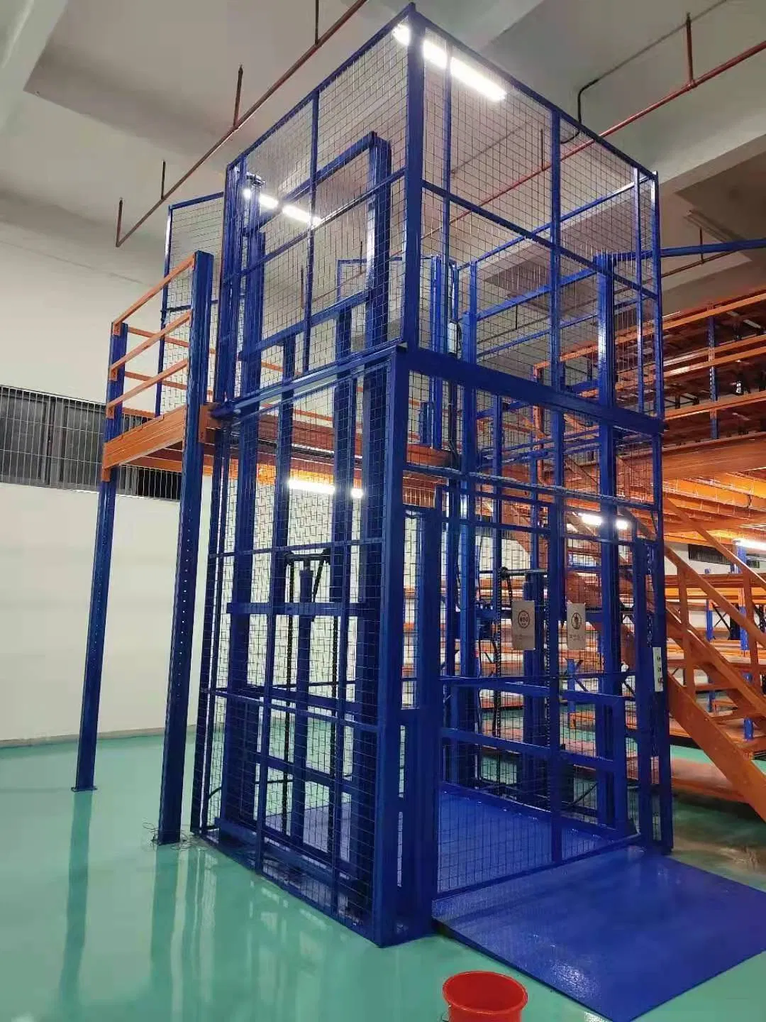 Customizable 2500-22500mm 300kg 500kg 1000kg 1000kg Electric Small Goods Lift Hydraulic Cargo Elevator Warehouse Freight Lifter Goods Lifting