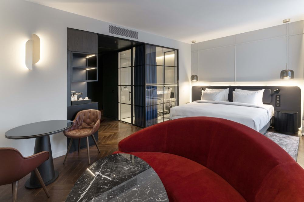 Modern Five Star Luxury Hotel Furniture Custom Design for Resort Apartment Bedroom Sets Complete Hospitality Solutions