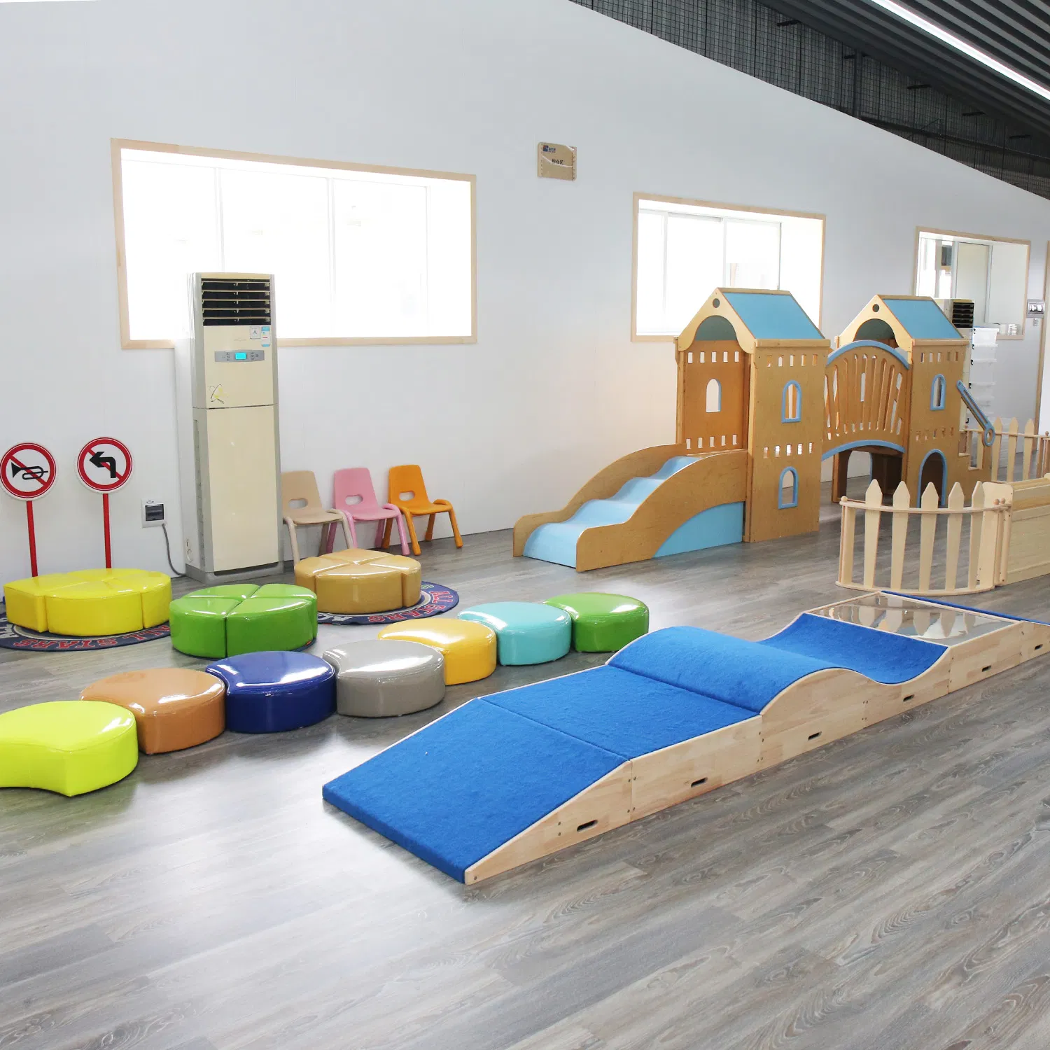 Factory Price Kids Student Furniture, Baby Furniture, Child Care Center Furniture, Kindergarten &Preschool Classroom Furniture, Nursery Furniture