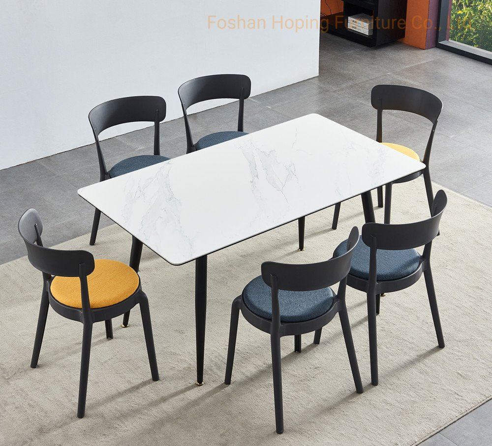 Modern Stylish 4 Person Seating Western Restaurant Furniture for Cafe Bar Milk Shop Wedding Infinity Leather Hotel Banquet Chair for Hire Living Room Chairs