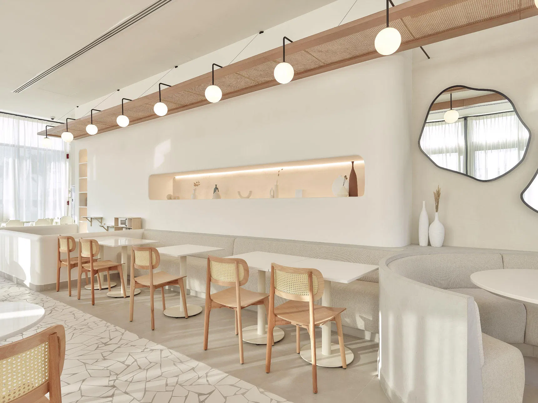 Custom Design Modern Cafe Bench Seating Fast Food Restaurant Tables and Chairs Sets Coffee Shop Furniture