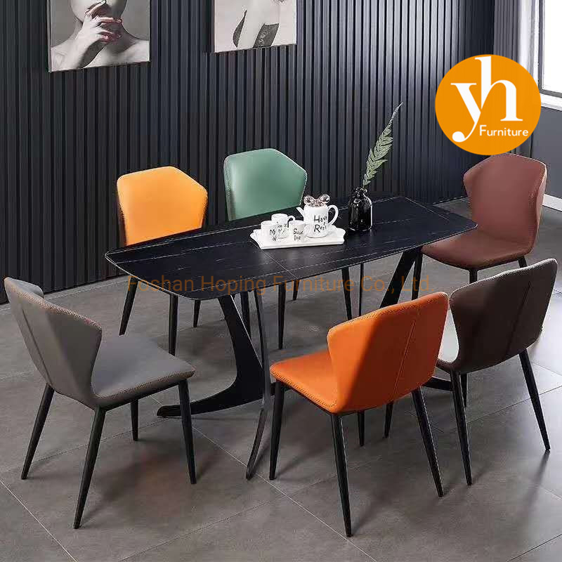 Modern Stylish 4 Person Seating Western Restaurant Furniture for Cafe Bar Milk Shop Wedding Infinity Leather Hotel Banquet Chair for Hire Living Room Chairs