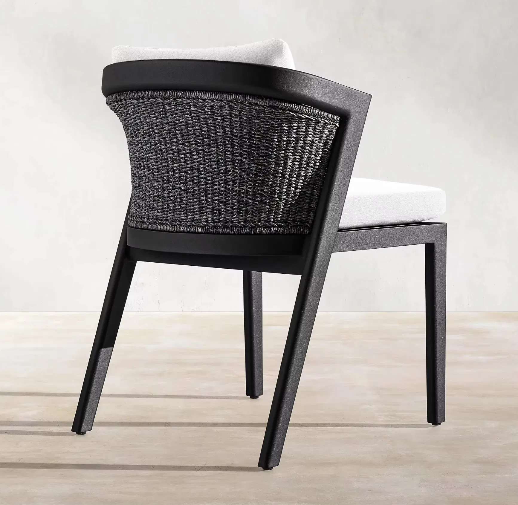 Tg Foshan Modern Aluminum Outdoor Dining Set Metal Garden Furniture Rattan Dining Table Chair Furniture for Patio Courtyard Hotels