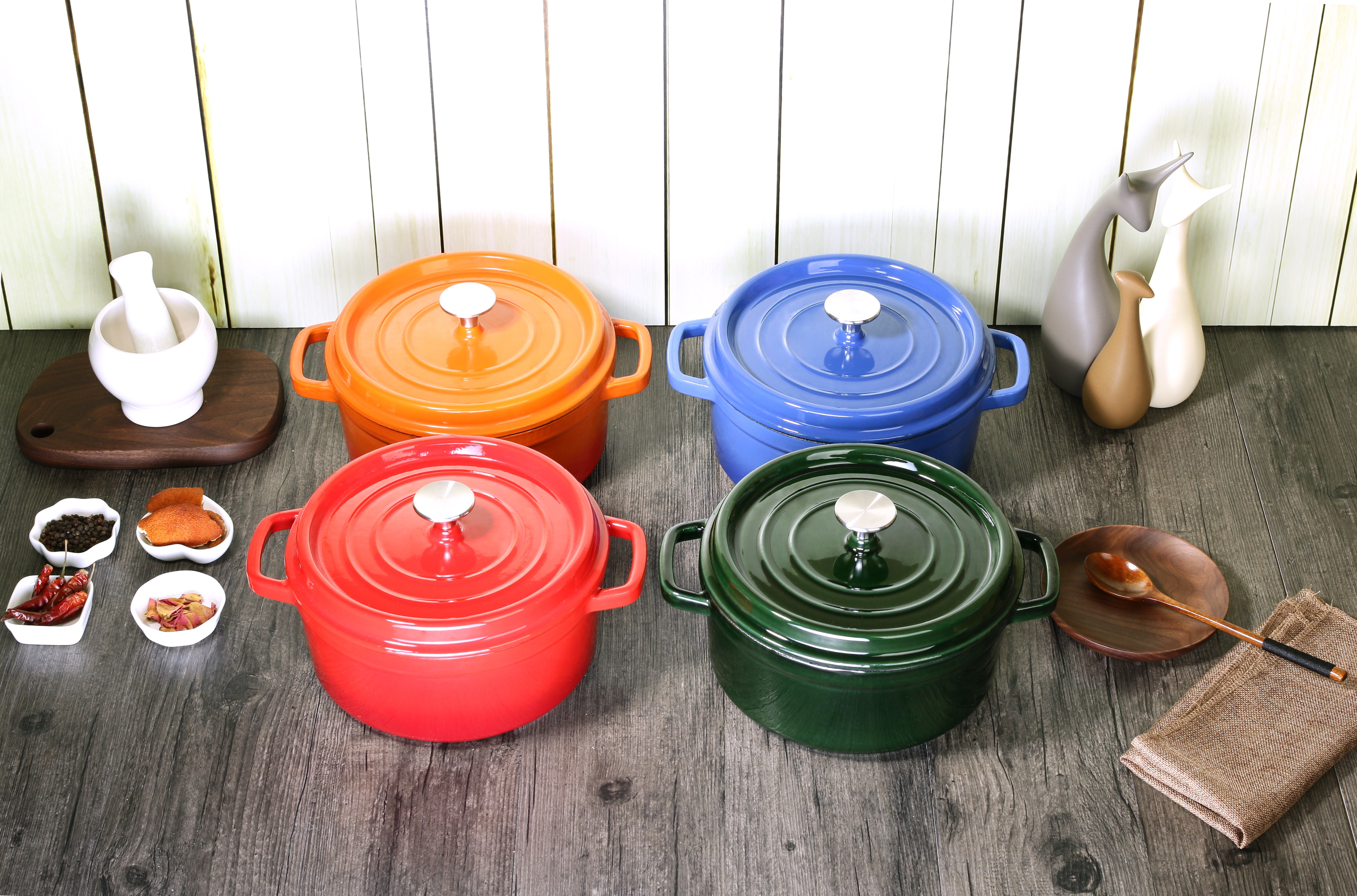 Ceramic Cast Iron Enamel Dutch Oven Camping Pot Set