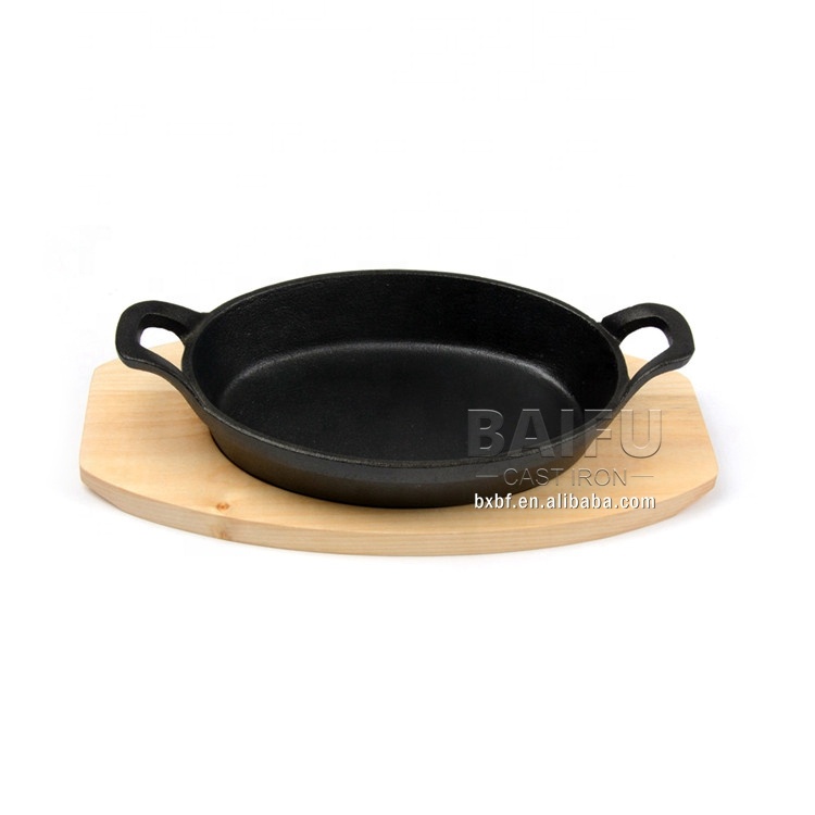 Mini Cookware Dutch Oven Serving Dish Casserole Cocotte Mini Caldero with Wood Base Mini Dutch Oven With Wooden Platter