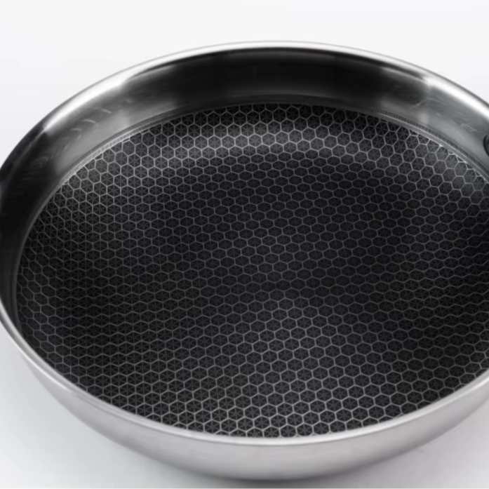 Uncoated 304 Stainless Steel Non-Stick Egg Pan Classic Design Healthy and Eco-Friendly with Less Fumes