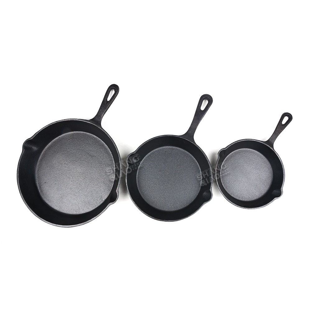 Customized 3 Pcs Cast Iron Frying Pan Set With Long Handles Skillet for Indoor and Outdoor