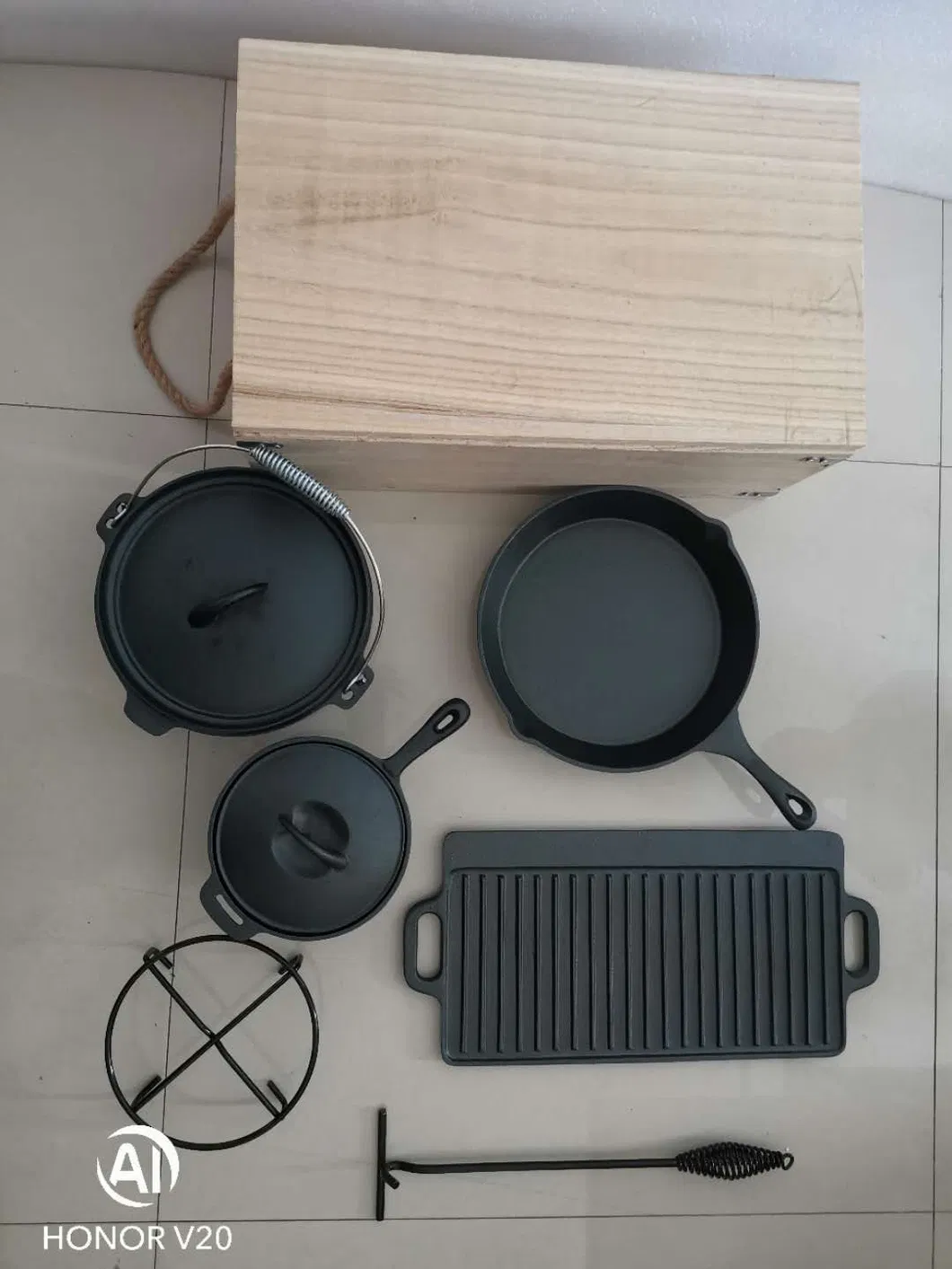 Cast Iron Camping Cookware Sets Detail 1