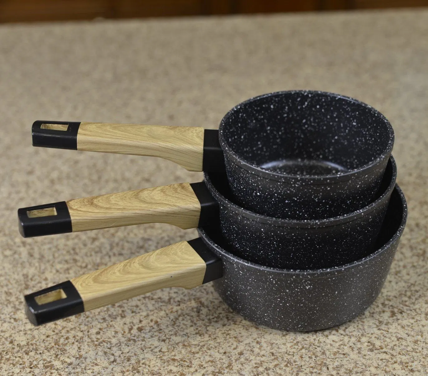 Factory Price 14/16/18cm Aluminum Nonstick Cookware Milk Pot Saucepan