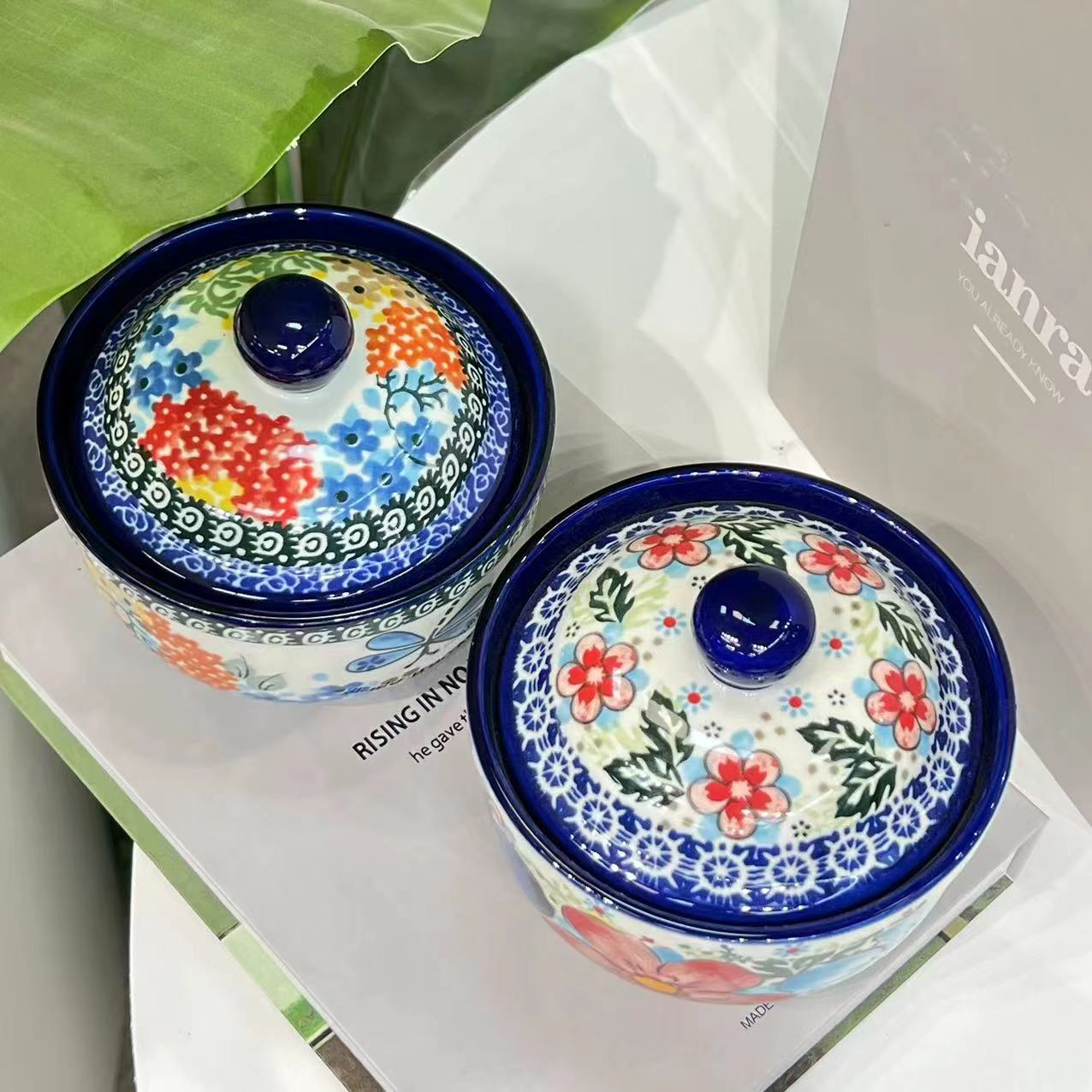 Ceramic Hand-painted Stew Pot Suitable For Family Gatherings Gifts Hotel And So On Eco-friendly Design Big Capacity