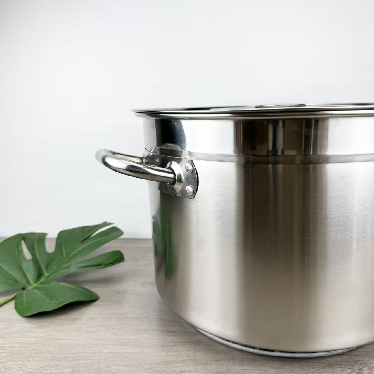 Rivet handle