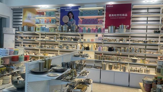 Induction compatible cookware sets for global markets