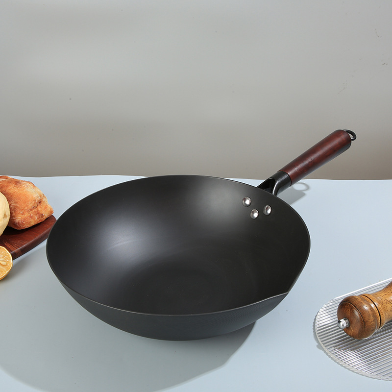 Wok detail view 1