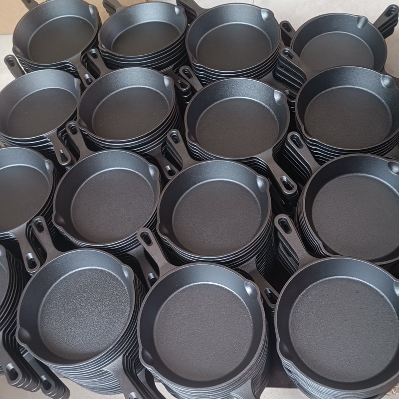 Wholesale Custom 6" 8" 10" Kitchen Nonstick Skillet Cooking Fry Pan Cast Iron Frying Pan Set With Handle