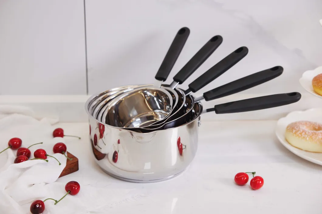 Saucepan View 3