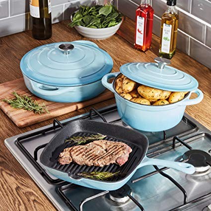 Enamel cast iron cookware set