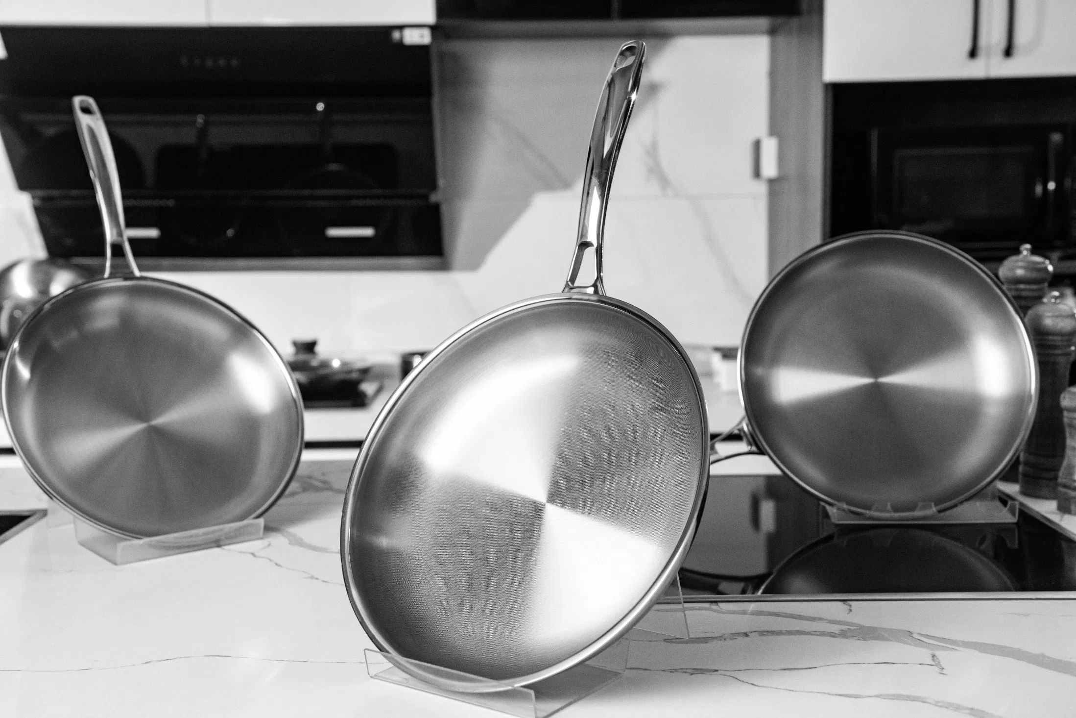 2025 New Arrival Tri-Ply Stainless Steel Micro-DOT Prevent From Yellowing 28cm Skillet Cookware