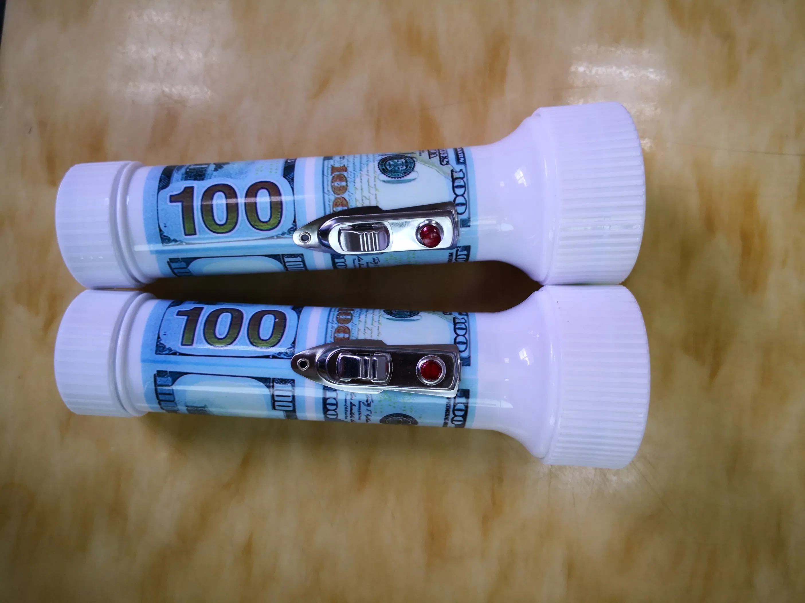 Long Range Multi-Functional D Size Portable Work Light