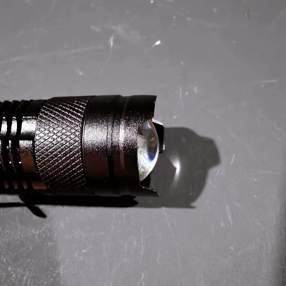 Aluminium Shell AA Battery Operated Small Mini LED Zoomable Handheld Flashlights