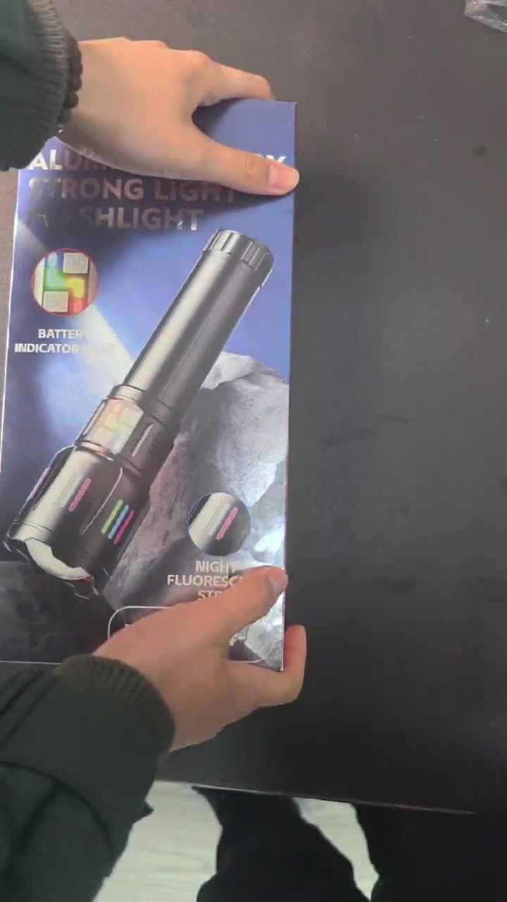 High-Lumen Aluminum Alloy Waterproof Outdoor Camping Rechargeable Telescopic Zoom Torch Flashlight