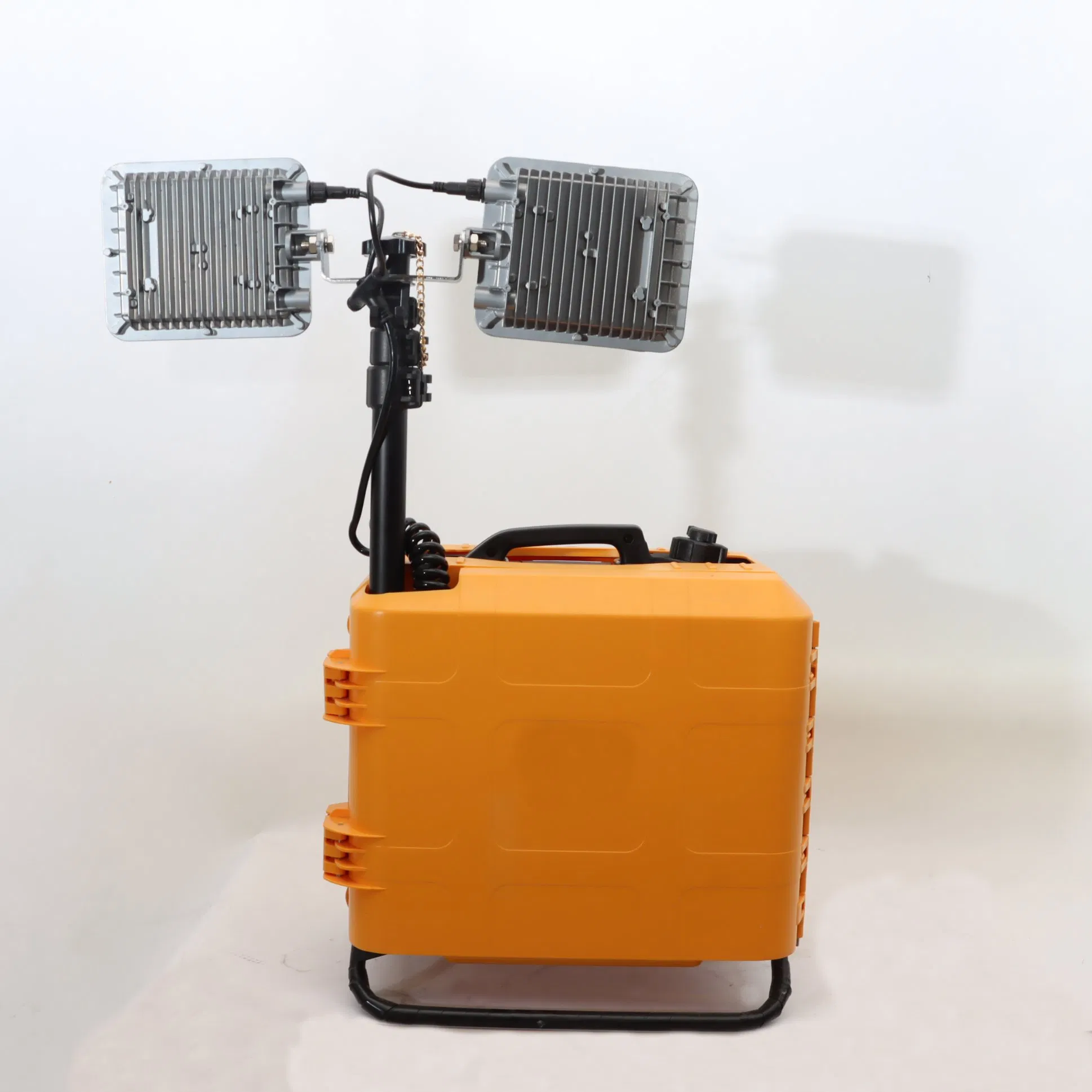 Integrated Multi-Functional Lifting Work Light for Power Generation and Emergency Lighting