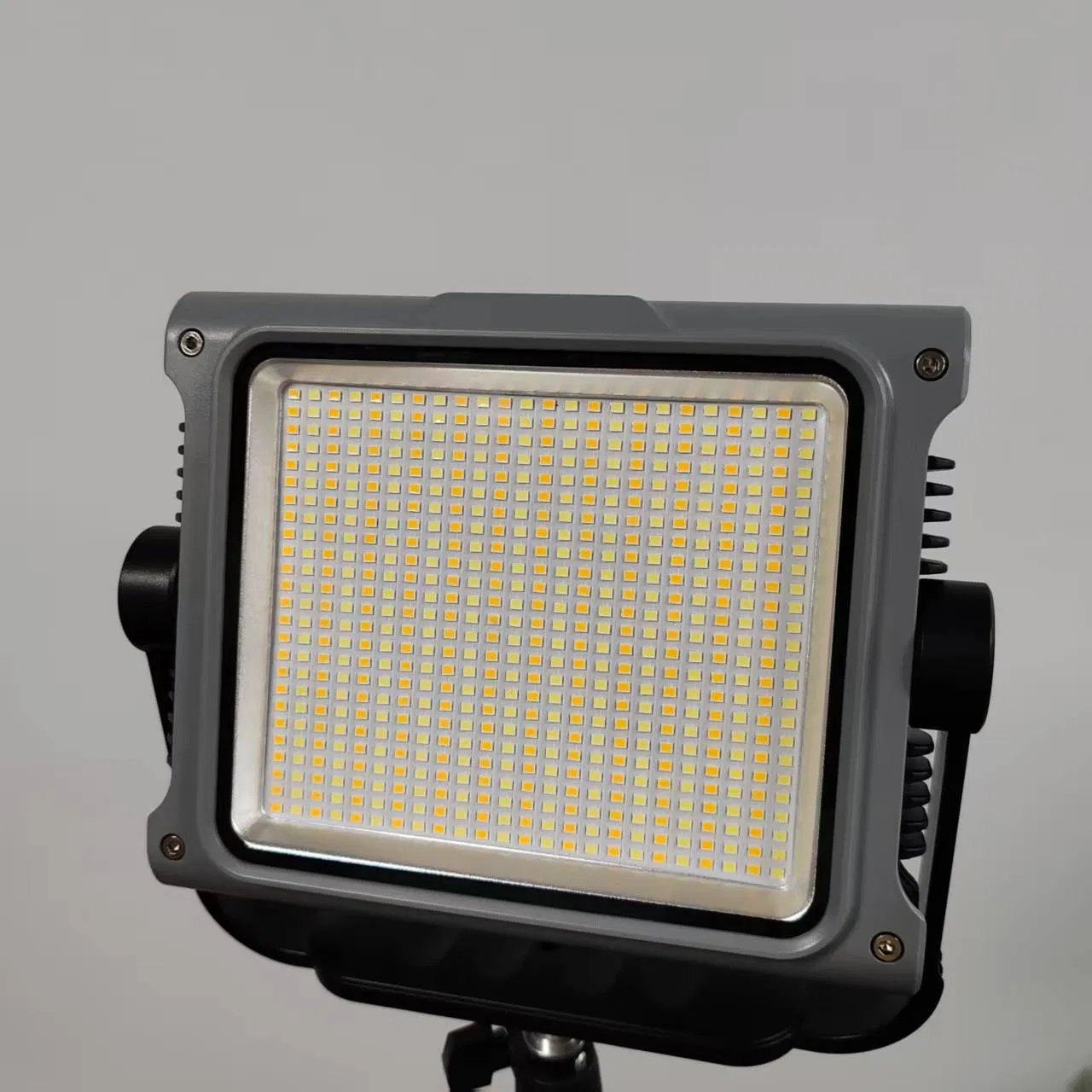 Battery LED Floodlight 50W 20000mAh Portable Work Light 360degree Vertical Rotation Dimmable
