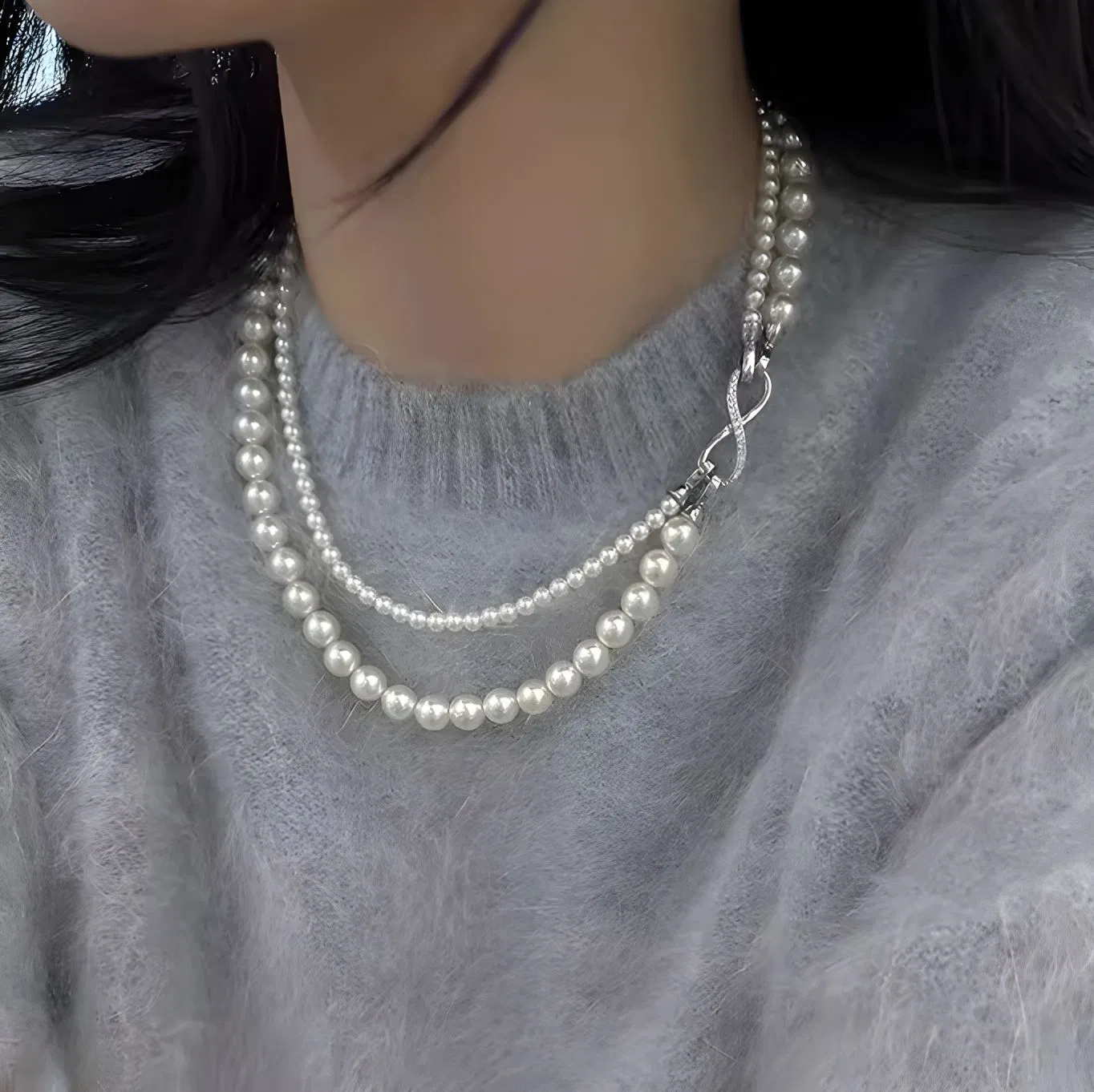 Detachable 8-Shaped Buckle Double-Layer Layered Necklace, Pearl Sweater Chain Light Luxury Collarbone Chain Accessory