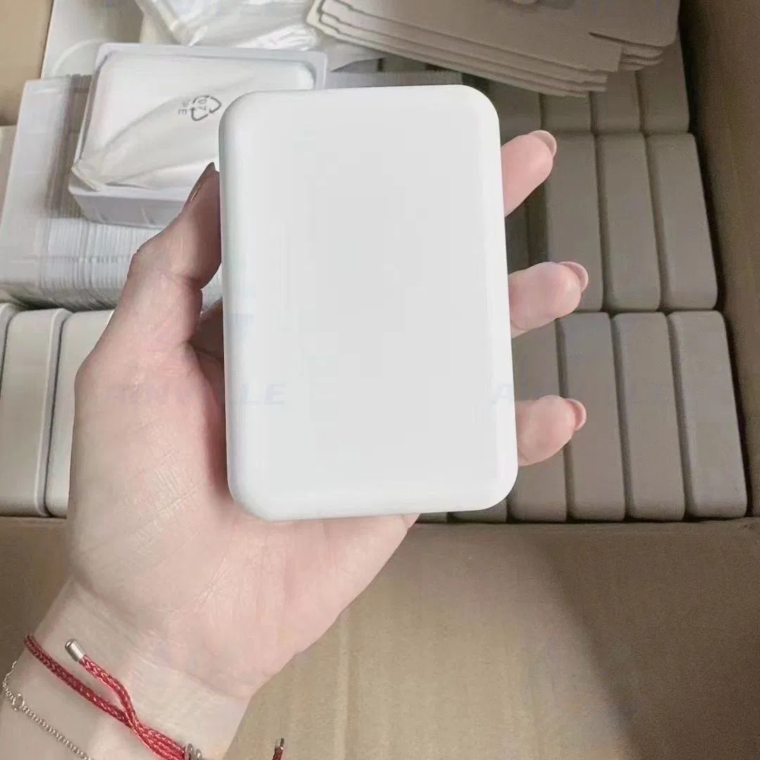 High Quality Magnetic Wireless Power Bank Original Factory Mag Safe Battery Pack for Phone 11.12.13 Safe Packs