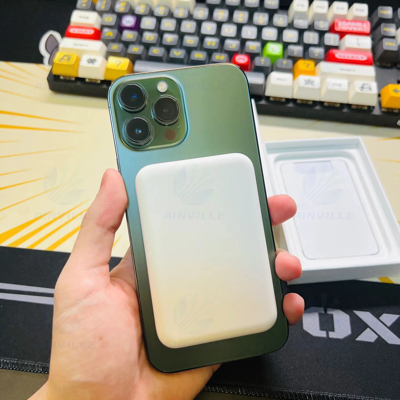 High Quality Magnetic Wireless Power Bank Original Factory Mag Safe Battery Pack for Phone 11.12.13 Safe Packs