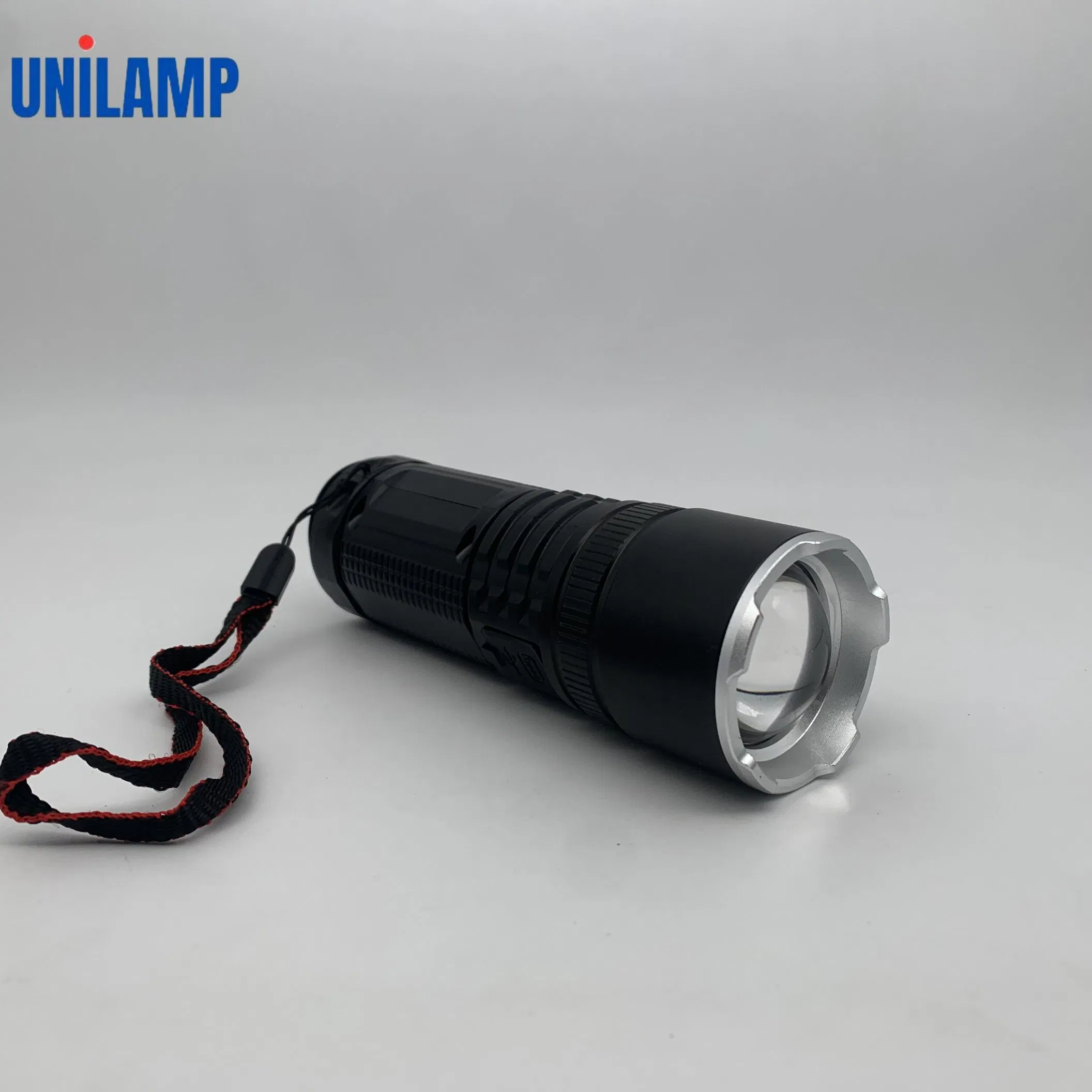 Versatile White Laser Flashlight with Adjustable Zoom Feature