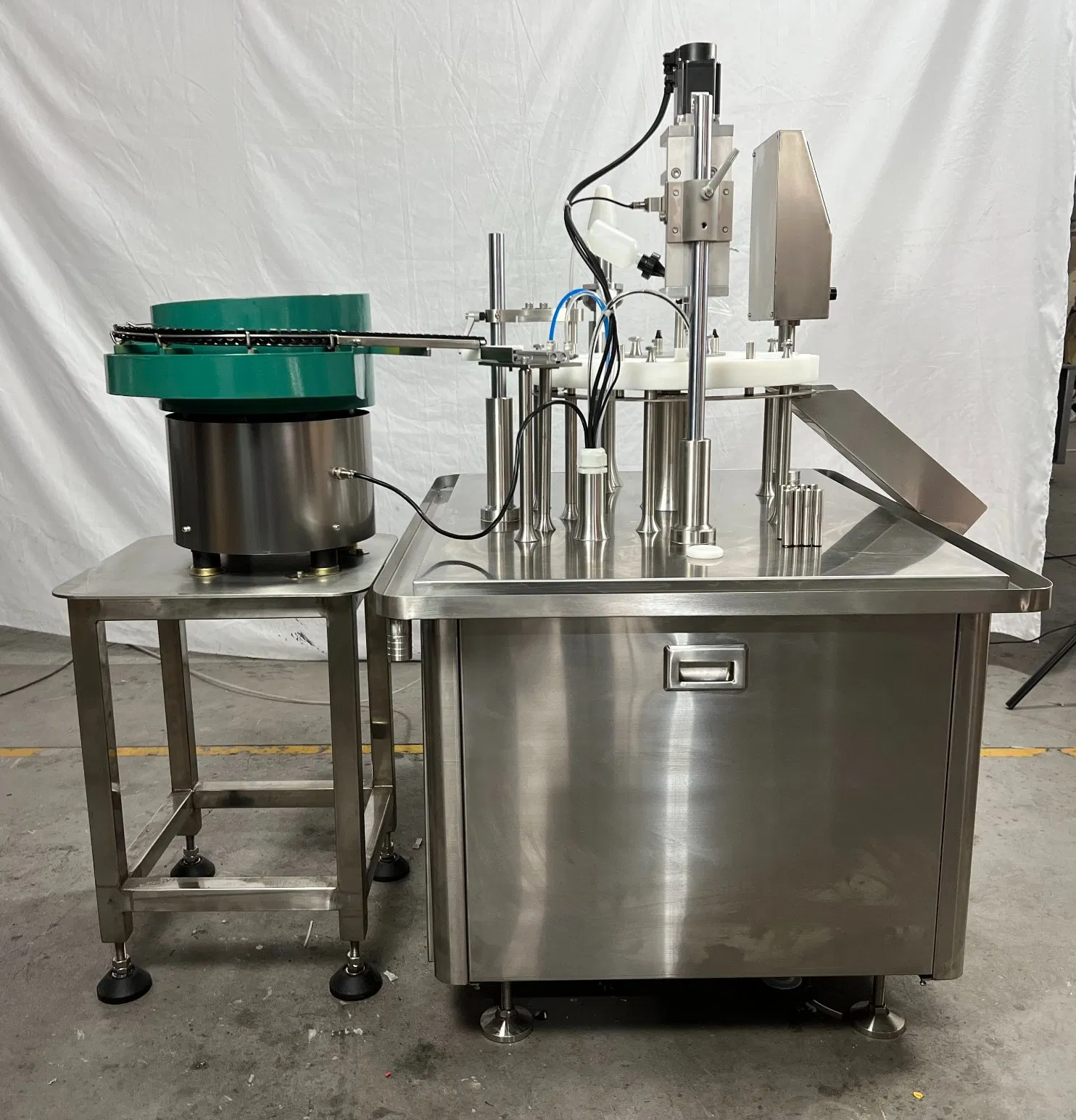 High Speed 0.2-2ml Full Automatic Disposable Vape Pen Filling Capping Machine