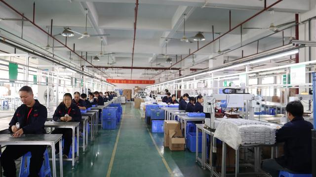 Solução de Desinfecção Industrial FLC Health para Laboratórios