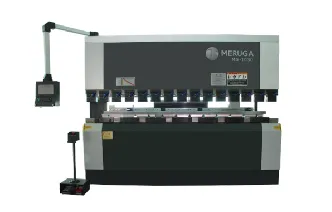 Máquina de dobrar CNC
