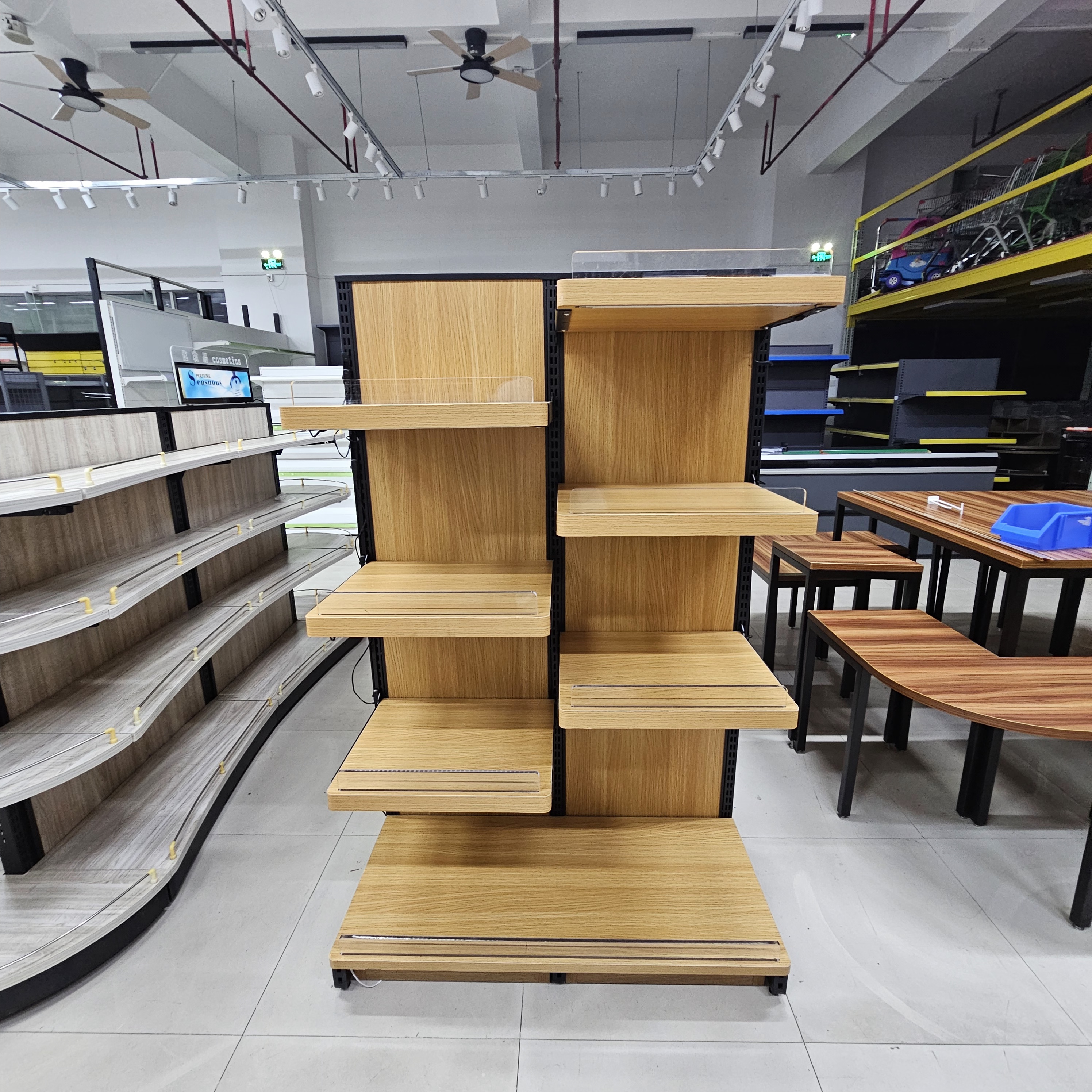 Heavy Duty Industrial Stacking Racks Shelves Units for Home, Garage, and Supermarkets