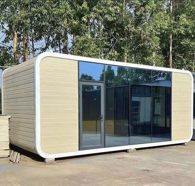 Smart 2-Bedroom Apple Cabin and Efficient Insulation for off-Grid Living and Comfort