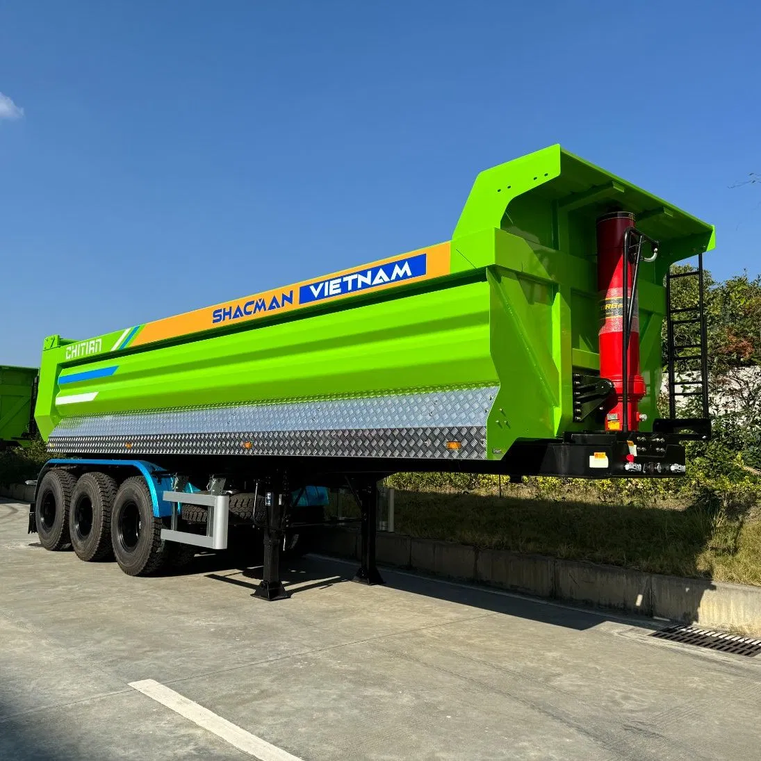 3-Axle Heavy Duty Rear Dump Semi-Trailer for Sand, Gravel and Construction Material Transportation